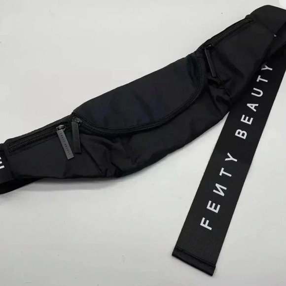 Unisex FENTY Beauty Fanny Pack Shoulder Bag Black White NEW! Waist Bag - Picture 5 of 9